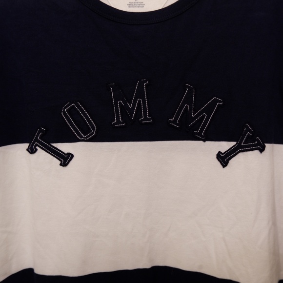 Tommy Hilfiger "Tommy" Spell Out T-Shirt - Picture 2 of 4